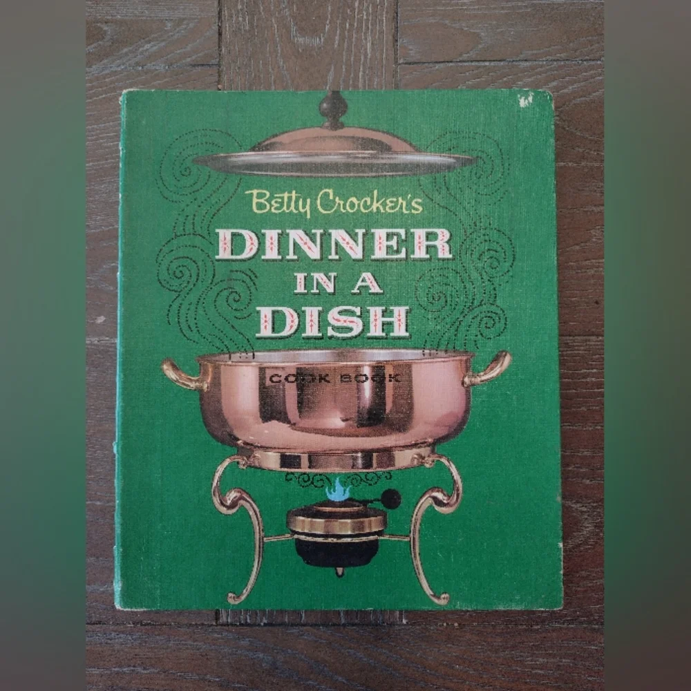 Vintage 1960s Betty Crocker Cookbook Set - Picture 3 of 16